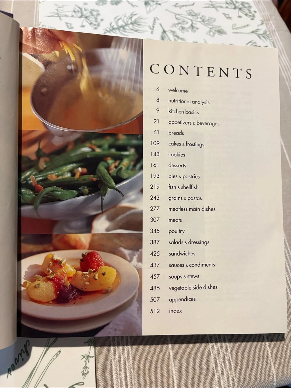 Vintage The Complete Cooking Light Cookbook (2000 Hardcover) EUC